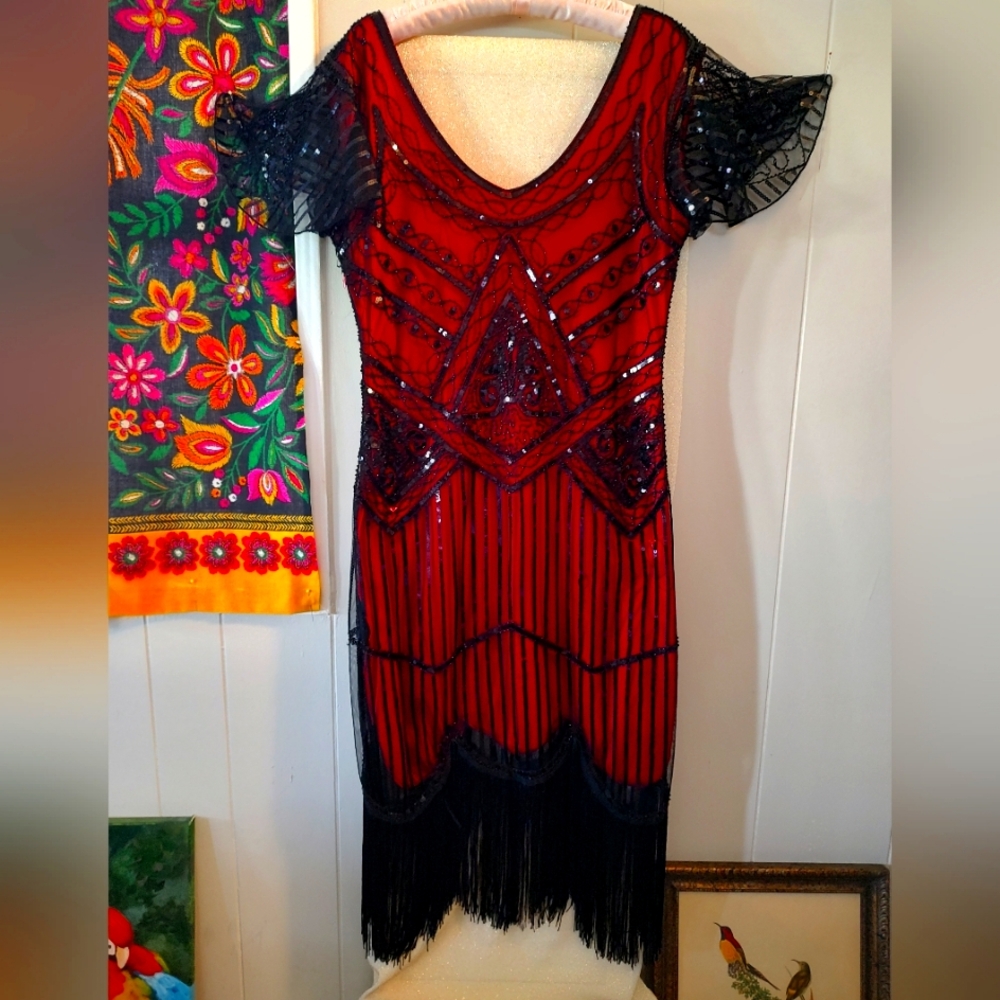 Flapper Red and Black Sequin Dress. NEVER WORN.